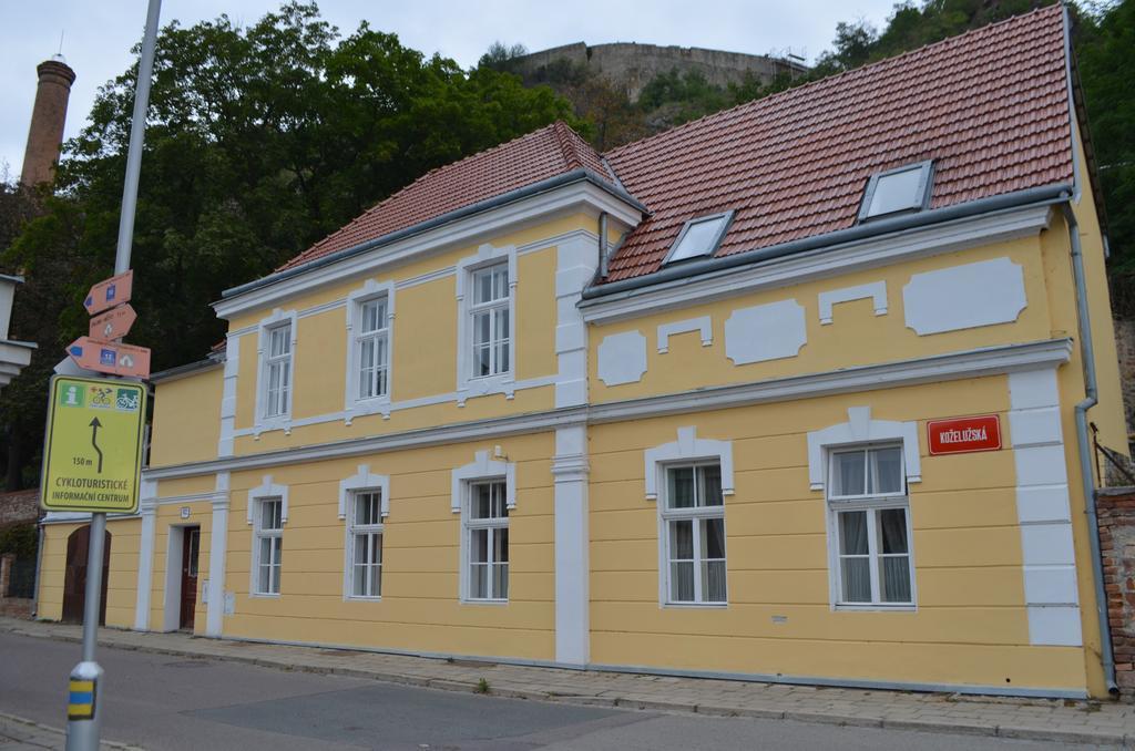 Vinarske Apartmany Znojmo Exterior foto